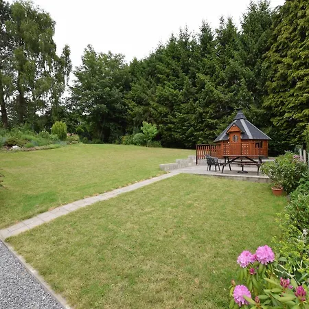 Lakeview In Apartment