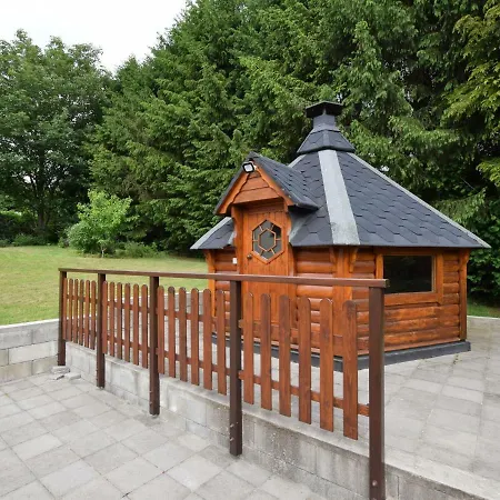 Quaint In With Private Terrace Apartment